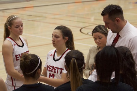 In the huddle just before game time, the EvCC Women’s basketball team gets ready for their big matchup against Edmonds Community College Wednesday night at the Walt Price Student Fitness Center on January 13, 2016. 