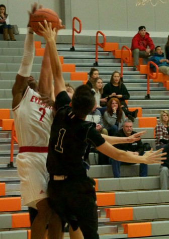 EvCC Men Drop Crucial Game to the Orcas