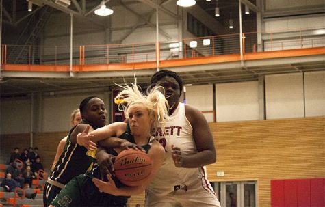 Balderas and Chibuogwu Carry Trojans to Victory