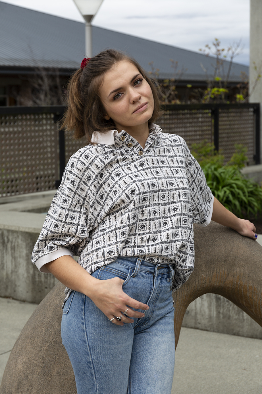 trends fashion comeback making alexa polo comfy loose davis rocks jeans student mom shirt