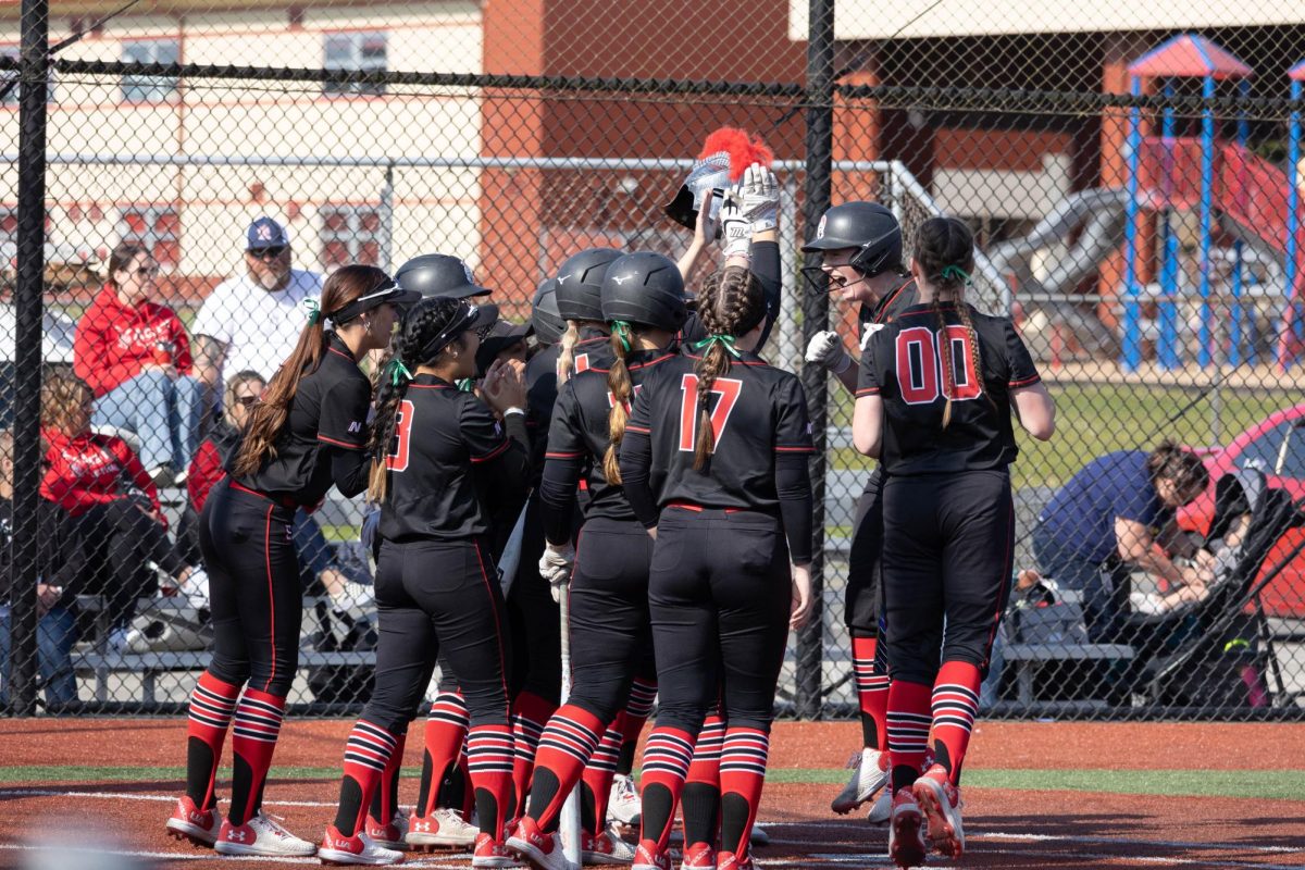 EvCC softball is sitting just below Bellevue in the NWAC North standings. With a 27-10 overall record and a 19-5 conference record, the team looks to finish the season hot and roll into the post-season.